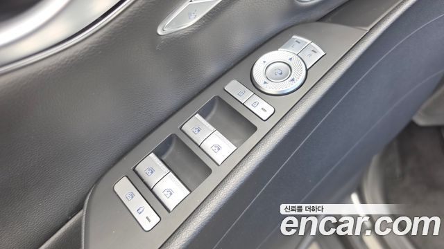 Genesis G80 (RG3) Gasoline 2.5 Turbo AWD 2021 — фото 28