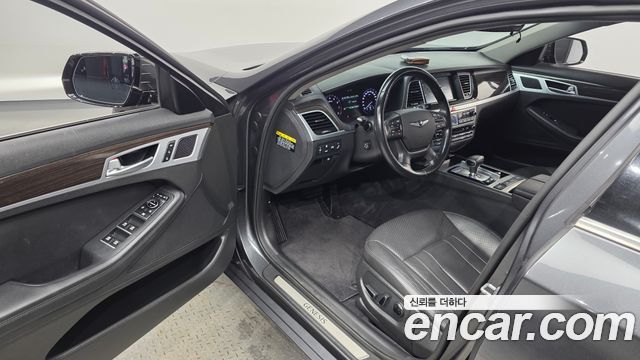 Genesis G80 3.3 GDI AWD Luxury 2018 — фото 10