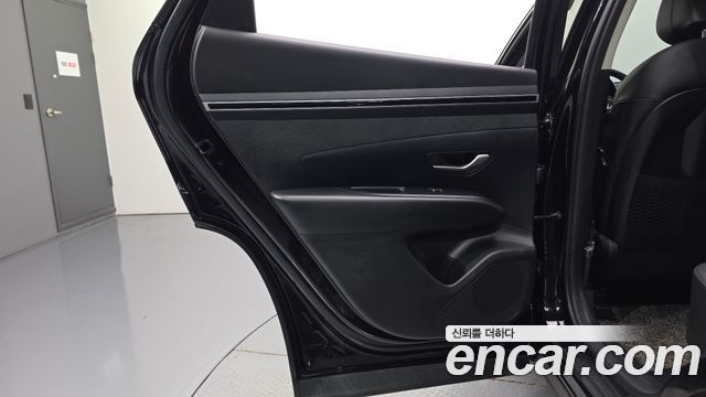 Hyundai Tucson Hybrid (NX4) Premium 2WD 2023 — фото 31