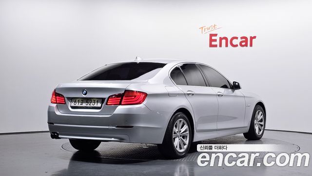 BMW 5 Series (F10) 520d 2011 — фото 2