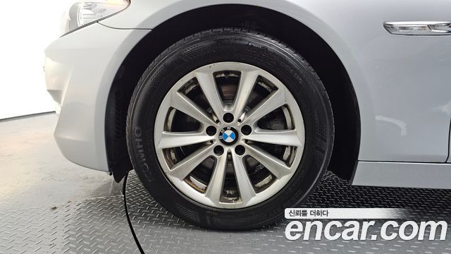 BMW 5 Series (F10) 520d 2011 — фото 5