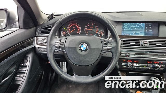 BMW 5 Series (F10) 520d 2011 — фото 19