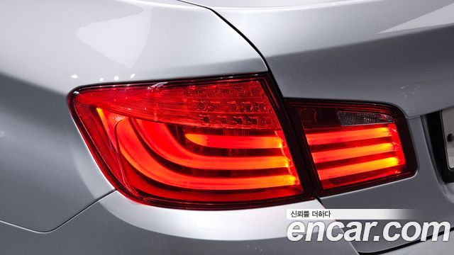 BMW 5 Series (F10) 520d 2011 — фото 29