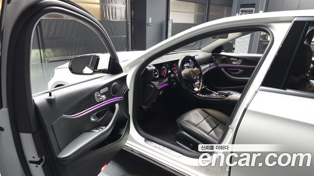 Mercedes-Benz E-Class (W213) E220d Avantgarde 2018 — фото 10