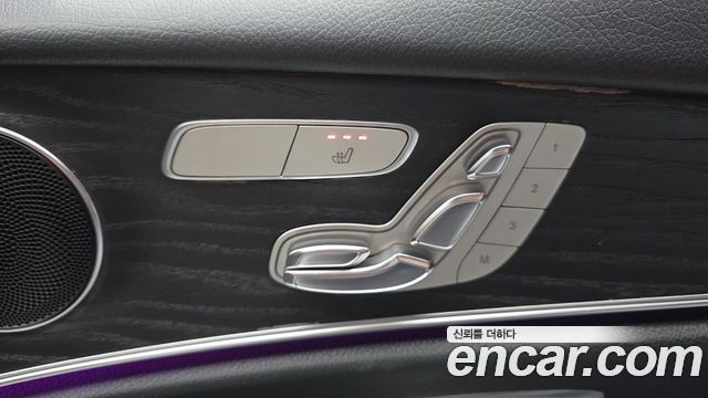 Mercedes-Benz E-Class (W213) E220d Avantgarde 2018 — фото 18