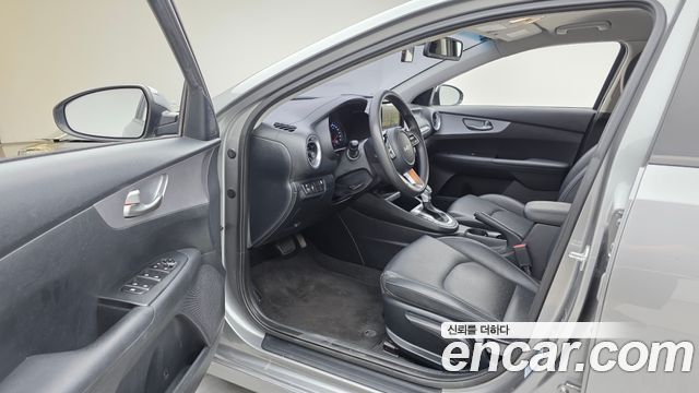 Kia K3 (II) 1.6 Trendy 2022 — фото 10