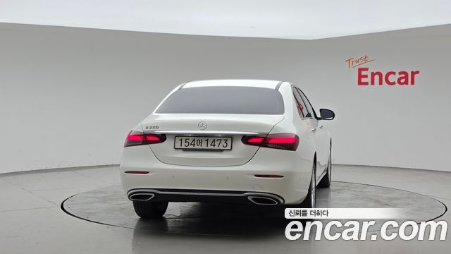 Mercedes-Benz E-Class (W213) E250 Exclusive 2023 — фото 4