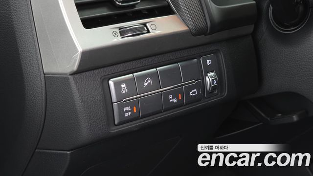 KG Mobility (SsangYong) Rexton Sports Diesel 2.2 4WD Noblesse 2019 — фото 15