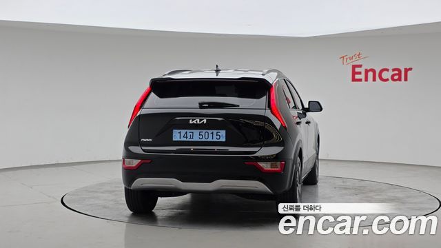 Kia Niro EV Air 2023 — фото 4