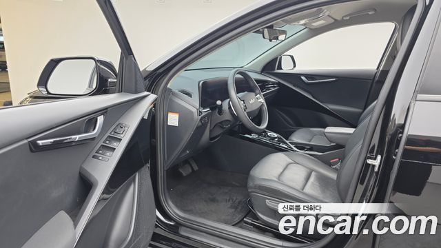 Kia Niro EV Air 2023 — фото 10