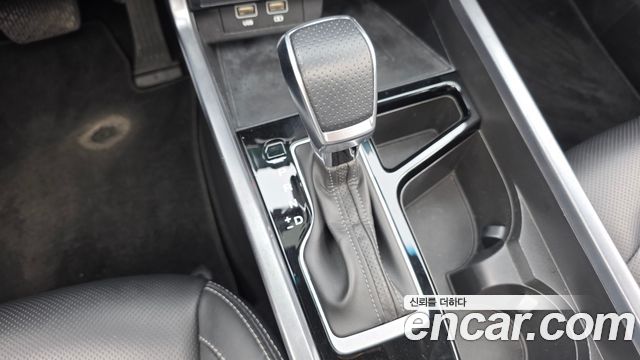 KG Mobility (SsangYong) Torres Gasoline 1.5 2WD T5 2023 — фото 9