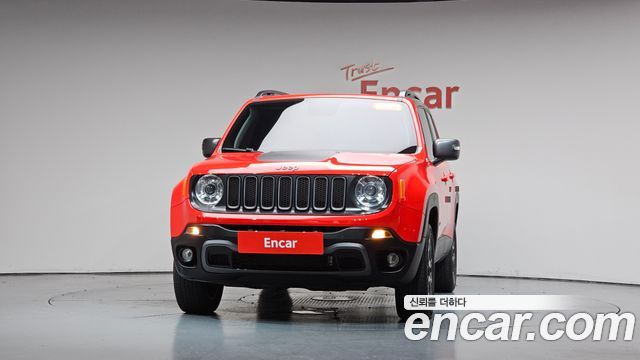 Jeep Renegade 2.0 Diesel Tailhawk AWD 2018 — фото 3