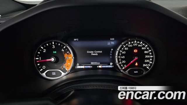 Jeep Renegade 2.0 Diesel Tailhawk AWD 2018 — фото 8