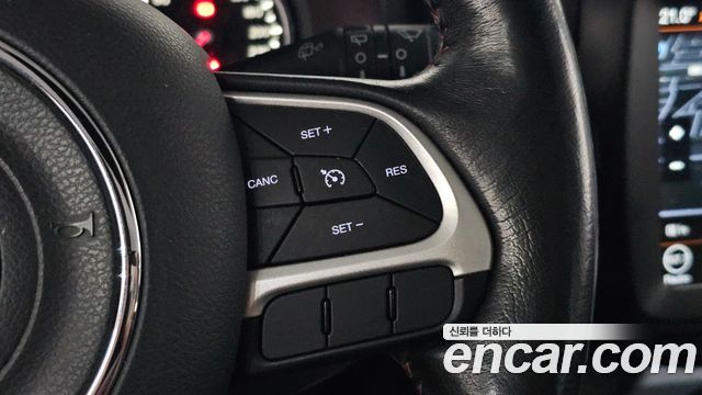 Jeep Renegade 2.0 Diesel Tailhawk AWD 2018 — фото 15