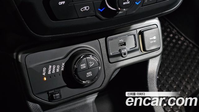 Jeep Renegade 2.0 Diesel Tailhawk AWD 2018 — фото 29