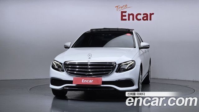 Mercedes-Benz E-Class (W213) E300 4MATIC Exclusive 2017 — фото 3
