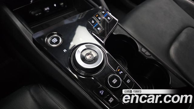 Kia Sportage (V) Diesel 2.0 2WD Nobleless 2022 — фото 9