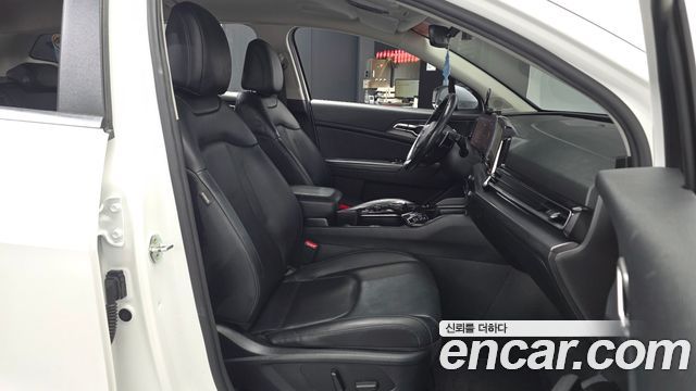 Kia Sportage (V) Diesel 2.0 2WD Nobleless 2022 — фото 11
