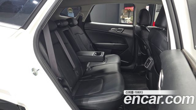 Kia Sportage (V) Diesel 2.0 2WD Nobleless 2022 — фото 12