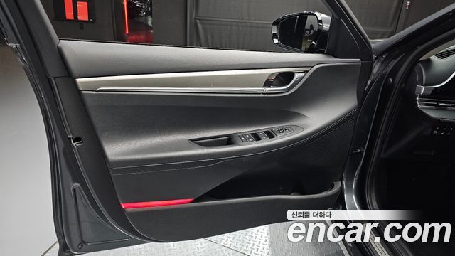 Hyundai Grandeur (IG) 2.5 Premium 2022 — фото 24