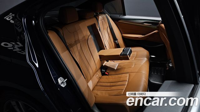 BMW 5 Series (G30) 530i M Sport Package 2018 — фото 11