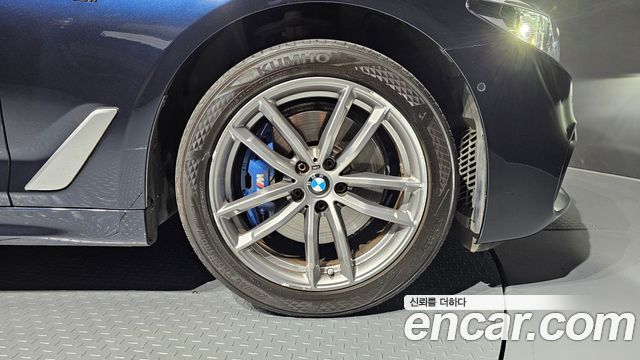 BMW 5 Series (G30) 530i M Sport Package 2018 — фото 21