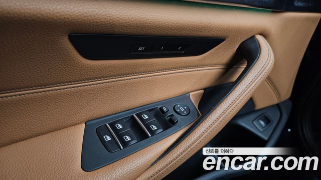 BMW 5 Series (G30) 530i M Sport Package 2018 — фото 27