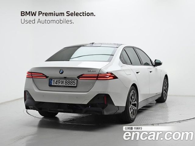 BMW 5 Series (G60) 520i M Sport 2024 — фото 2