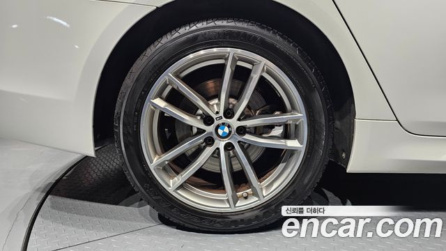 BMW 5 Series (G30) 520d M Sport package 2017 — фото 5