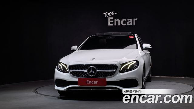 Mercedes-Benz E-Class (W213) E300 Avantgarde 2019 — фото 3