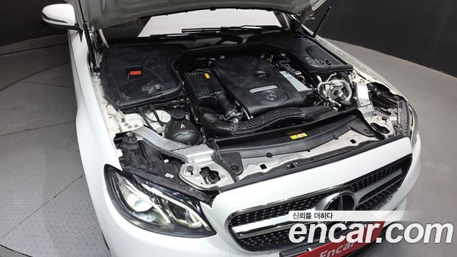 Mercedes-Benz E-Class (W213) E300 Avantgarde 2019 — фото 6