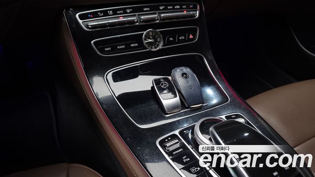 Mercedes-Benz E-Class (W213) E300 Avantgarde 2019 — фото 16