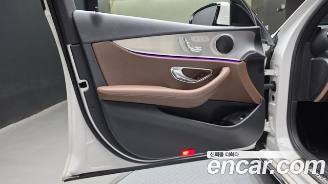 Mercedes-Benz E-Class (W213) E300 Avantgarde 2019 — фото 24