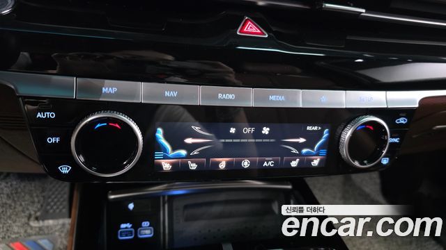Genesis G80 (RG3) Gasoline 2.5 Turbo AWD 2022 — фото 16