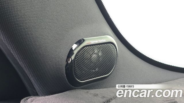 MINI Cooper S 5Door Resolute Edition 3rd Gen 2023 — фото 18
