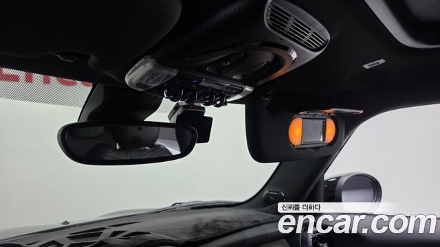 MINI Cooper S 5Door Resolute Edition 3rd Gen 2023 — фото 19