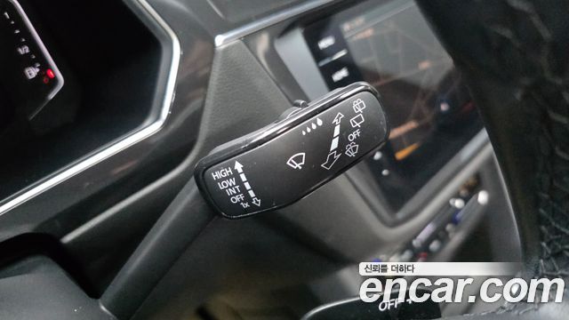 Volkswagen Tiguan Allspace 2.0 TSI Prestige 2023 — фото 27