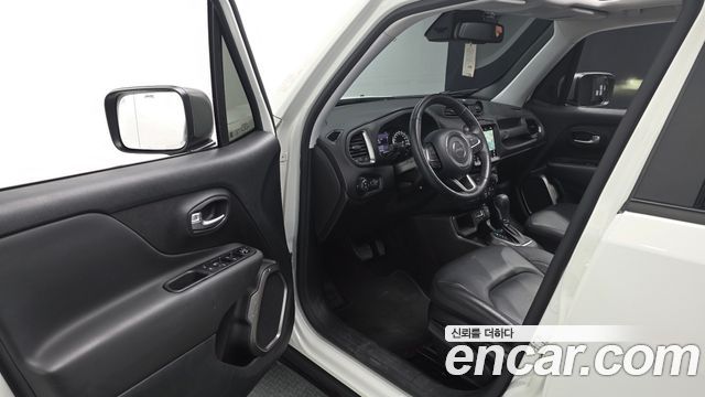 Jeep Renegade 2.4 Limited 2021 — фото 10