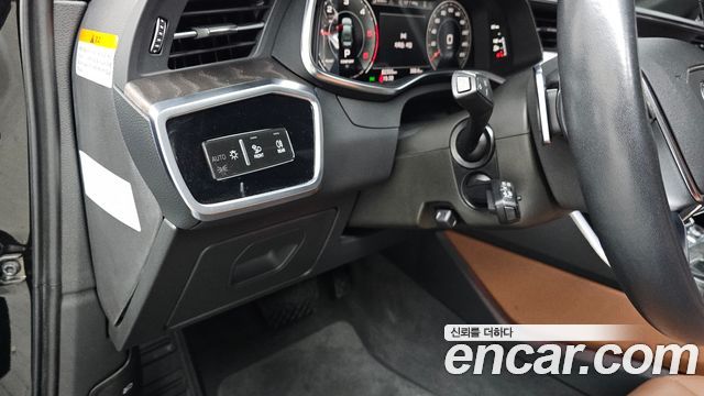 Audi A6 (C8) 40 TDI Quattro Premium 2023 — фото 19