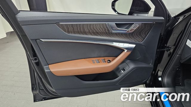Audi A6 (C8) 40 TDI Quattro Premium 2023 — фото 24