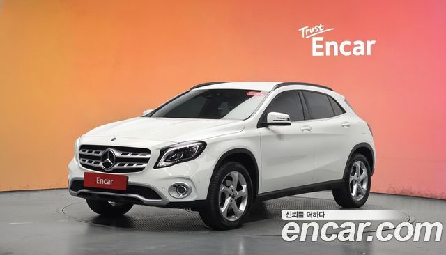 Mercedes-Benz GLA-Class (X156) GLA220