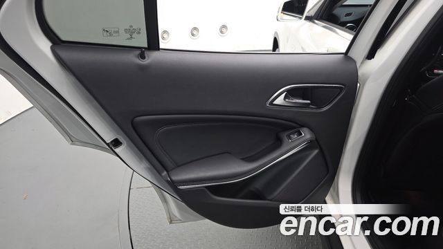 Mercedes-Benz GLA-Class (X156) GLA220 2019 — фото 25
