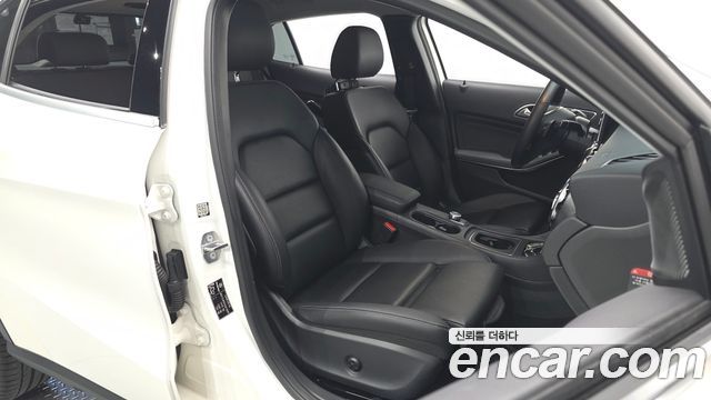 Mercedes-Benz GLA-Class (X156) GLA220 2019 — фото 26