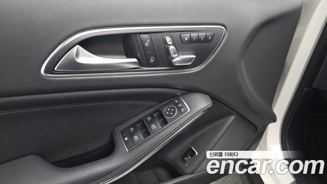 Mercedes-Benz GLA-Class (X156) GLA220 2019 — фото 27