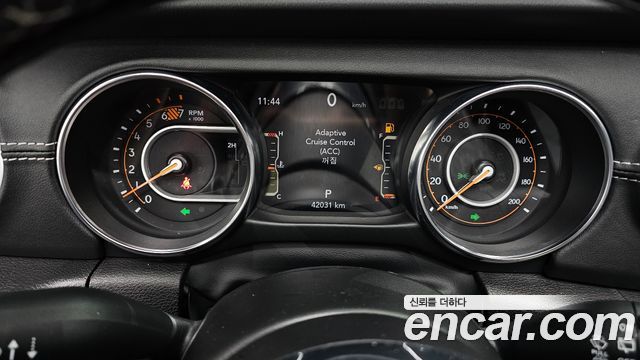 Jeep Wrangler (JL) 2.0 Overland Power Top 4Door 2023 — фото 8