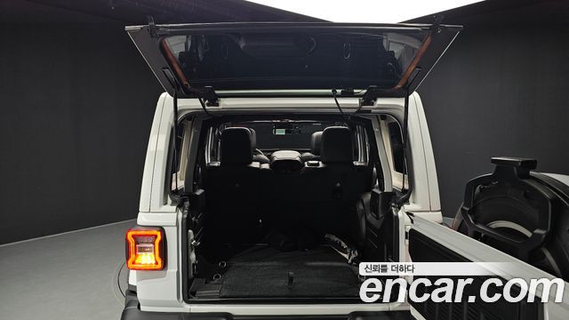 Jeep Wrangler (JL) 2.0 Overland Power Top 4Door 2023 — фото 20