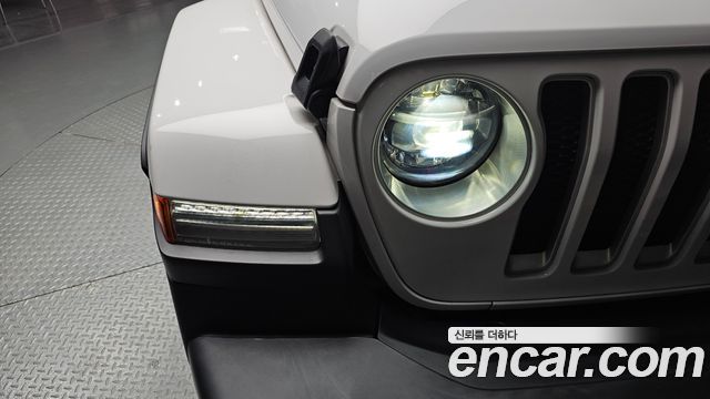 Jeep Wrangler (JL) 2.0 Overland Power Top 4Door 2023 — фото 22