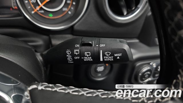 Jeep Wrangler (JL) 2.0 Overland Power Top 4Door 2023 — фото 34