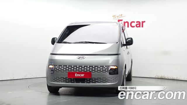 Hyundai Staria Tourer 11-Seater Smart 2022 — фото 3