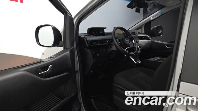 Hyundai Staria Tourer 11-Seater Smart 2022 — фото 10